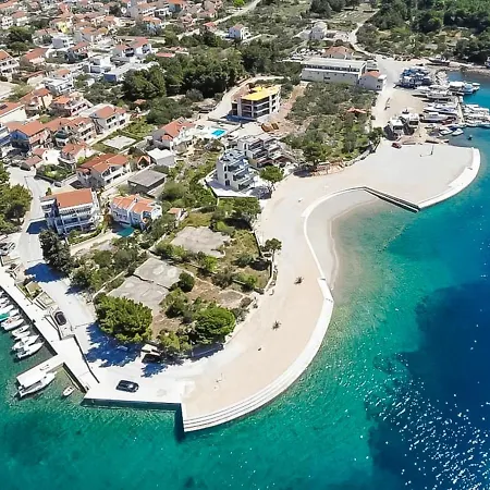 Friedrich-1 By Interhome *